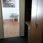 بيت شباب وبيت شباب ليتوف